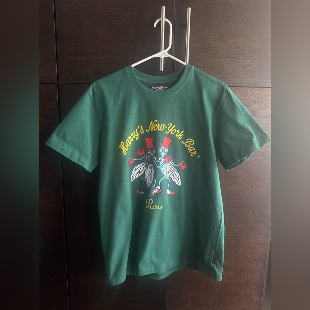 Brand New With Tags Rowing Blazers x Harry’s New York Bar tshirt. Size Small